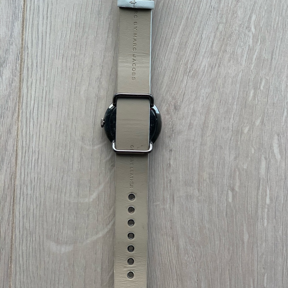 Marc by Marc Jacobs Watch - Picture 3 of 4